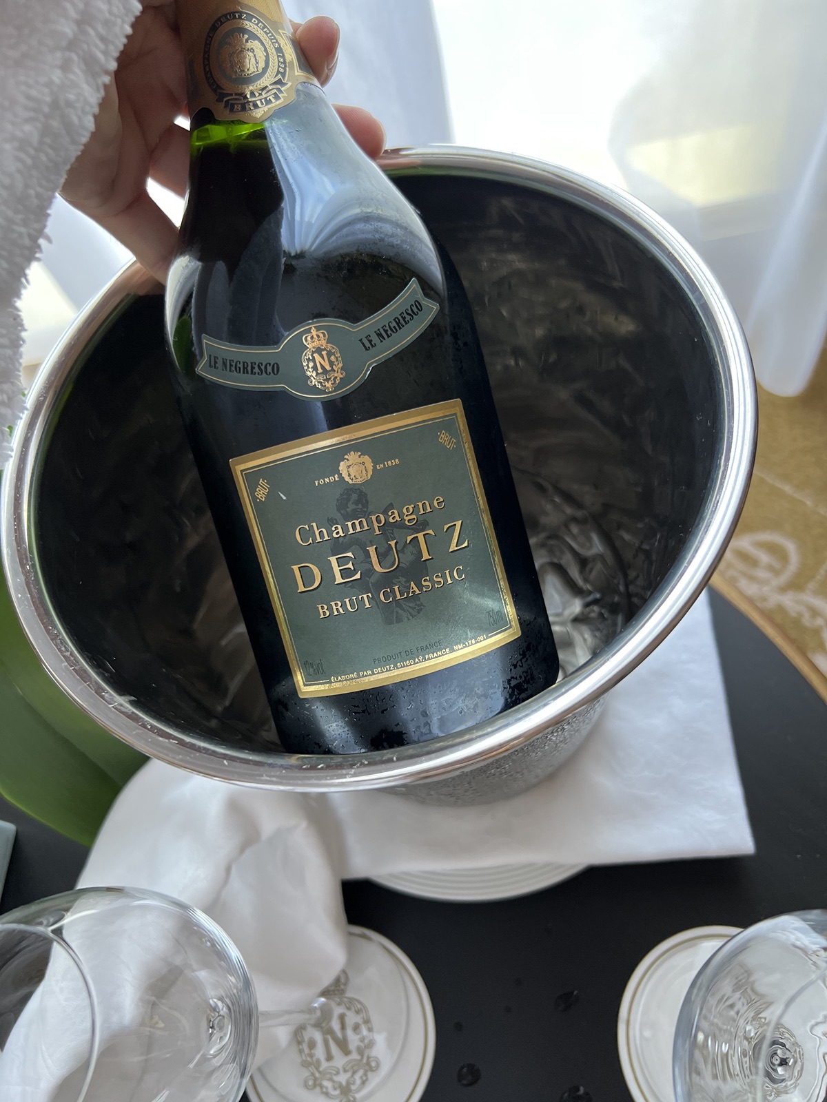 Luxury travel advisor perk of Champagne in hotel room