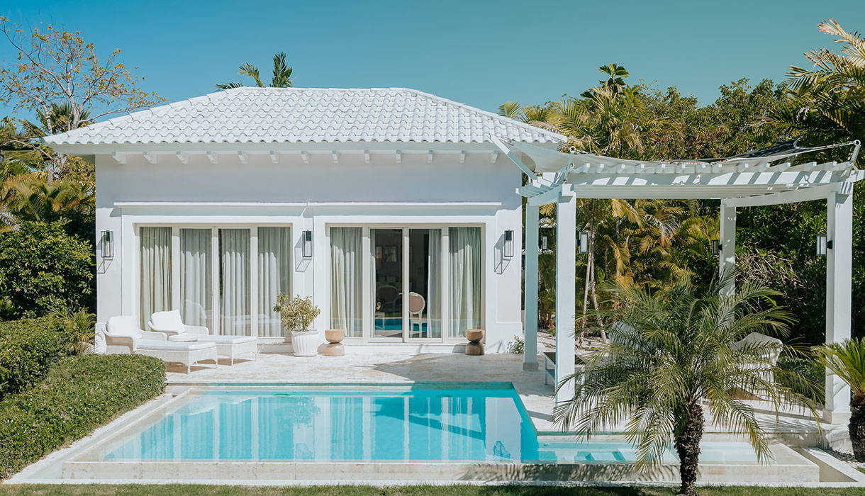 Pool suite at Eden Roc Cap Cana